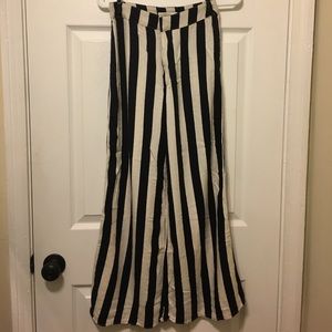 COPY - Abercrombie & Fitch wide leg pants